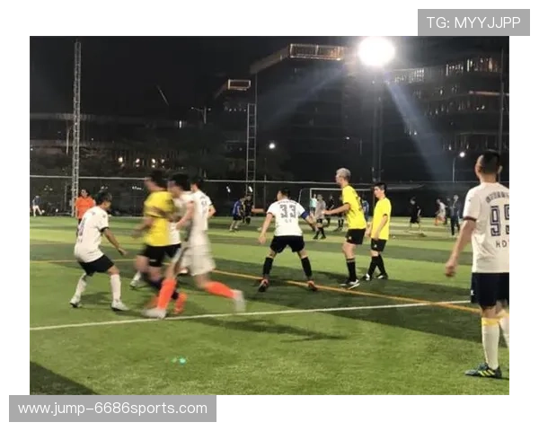 足球星球的激情舞动 与星际球员共舞未来竞技梦